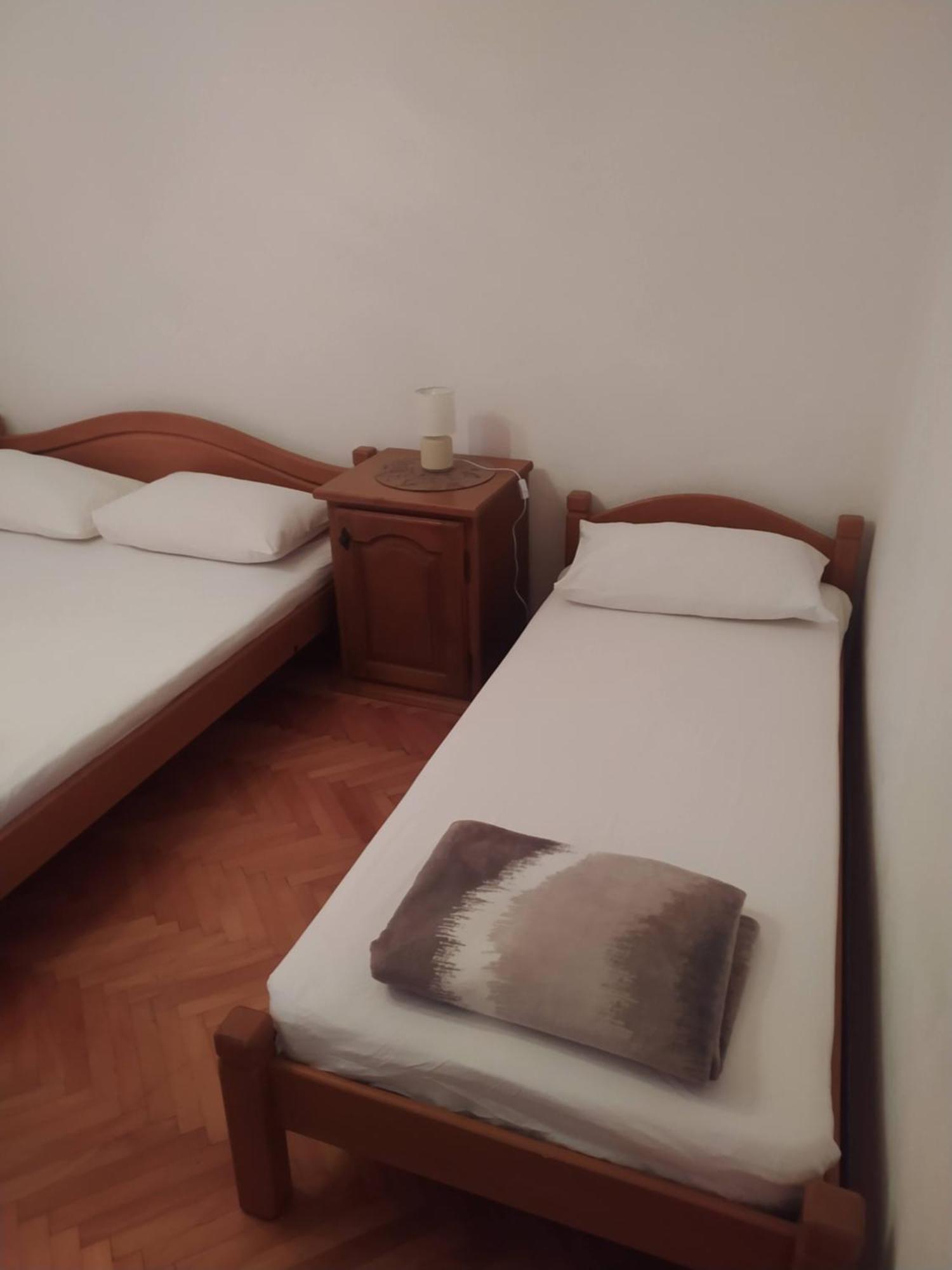Apartments Ticinovic Omiš Exterior foto