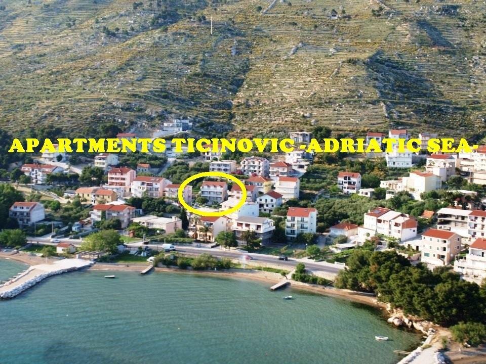 Apartments Ticinovic Omiš Exterior foto